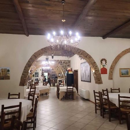 Riccio - La Cantina Del Contadino Rende Buitenkant foto